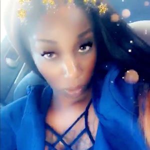 Meet your Posher, Lasonja